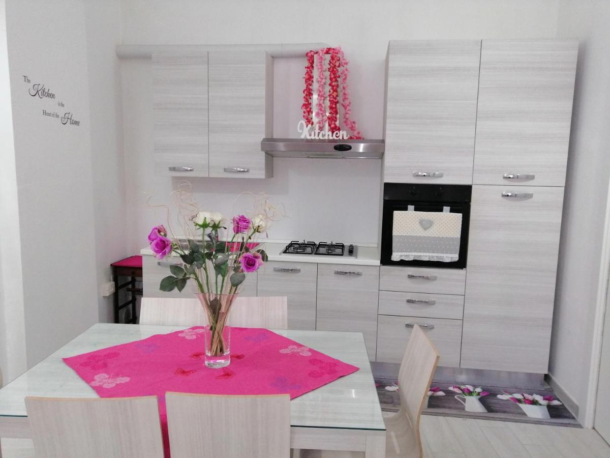 La Casa Di Chiara Apartment Taviano  Luaran gambar